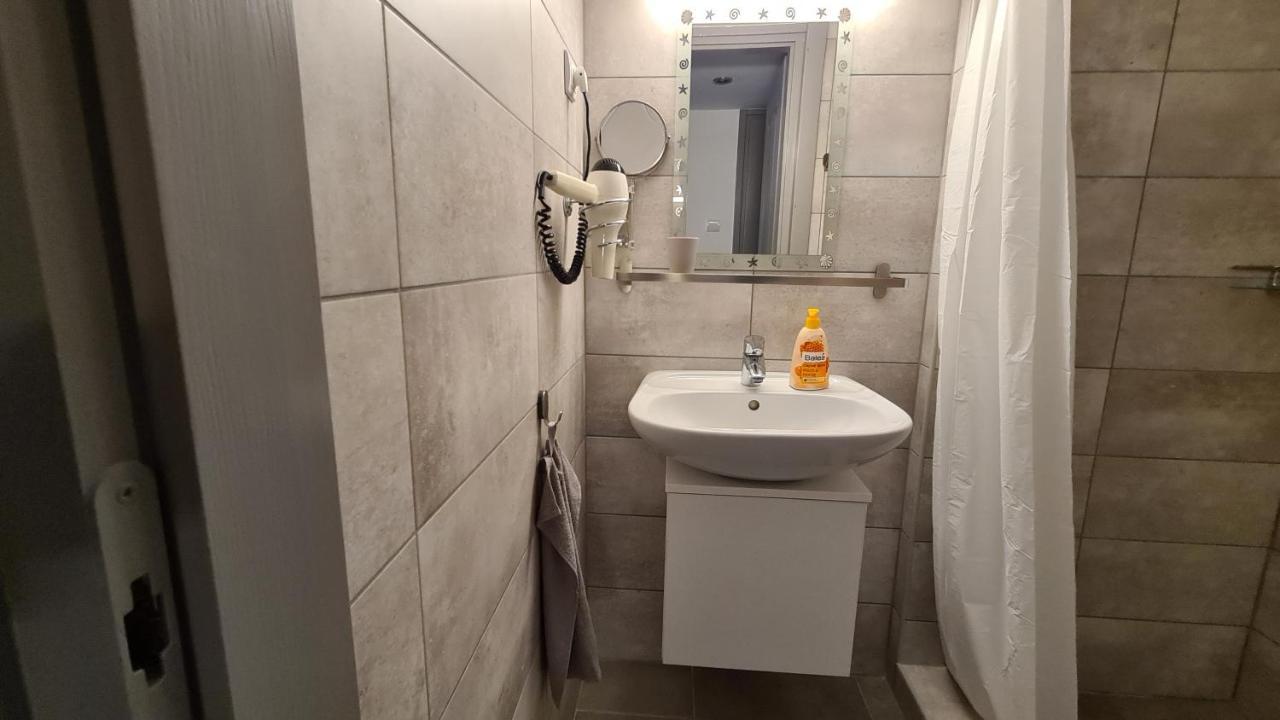 Gyulai-Fuerdo-Apartman Ii. Luaran gambar